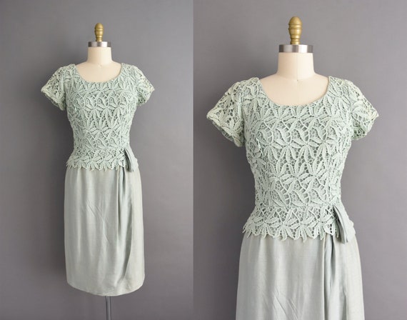 vintage 1950s | Mint Green Embroidered Floral Sho… - image 1