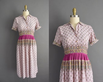 vintage 1940s Dress | Purple & Green Paisley Print Short Sleeve Rayon Dress | Small