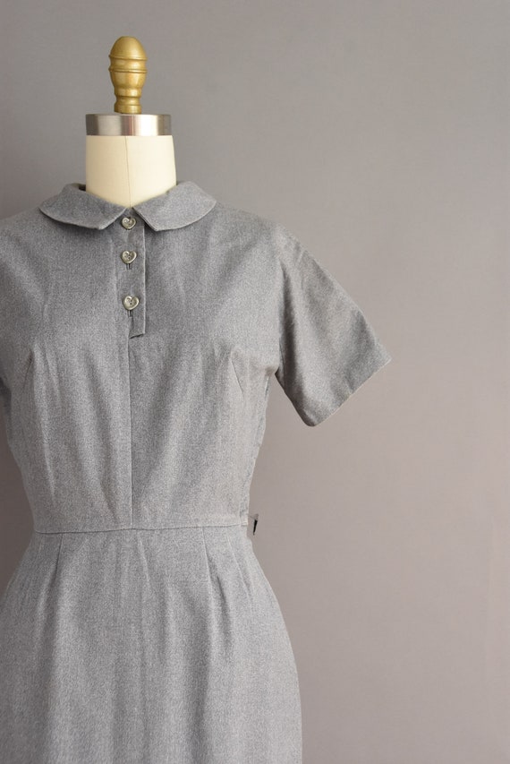 vintage 1950s dress | Lanz Gray Short Sleeve Penc… - image 4