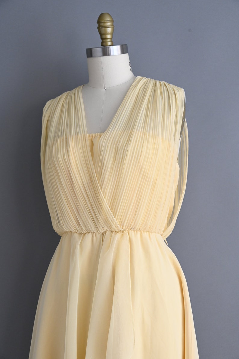 vintage 1960s Dress Vintage Fluttery Chiffon Buttery Spring Dress Small image 5