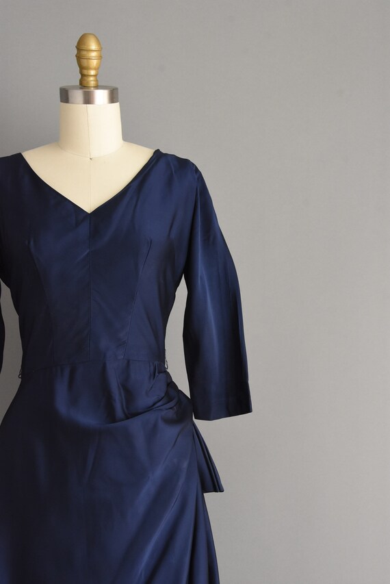 1950s vintage Gorgeous Navy Blue Satin Cocktail P… - image 4