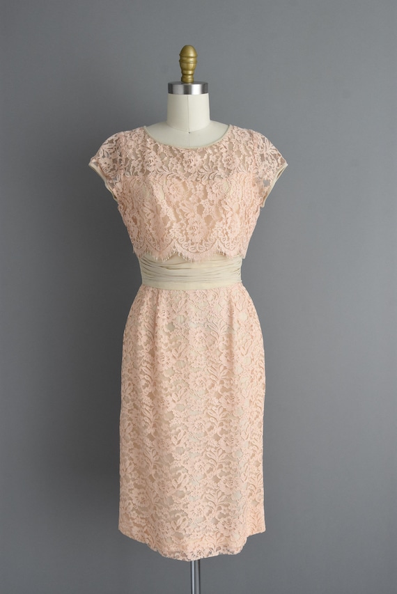 1950s vintage dress | Beautiful Champagne Lace Co… - image 2