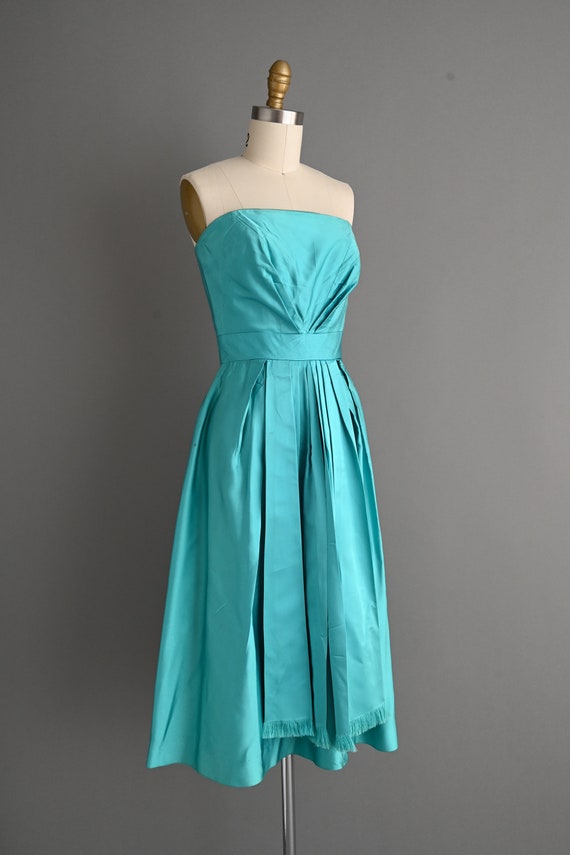 vintage 1950s Miss Brooks Strapless Dress - Size … - image 5