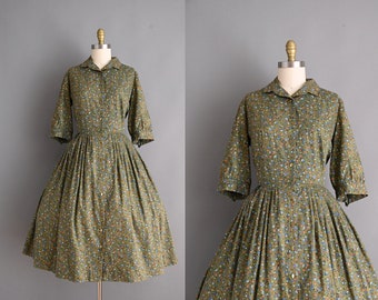 Vintage 1950s Dress | Nancy Green Floral Print Shirtwaist Full Skirt Cotton Dress | Large XL