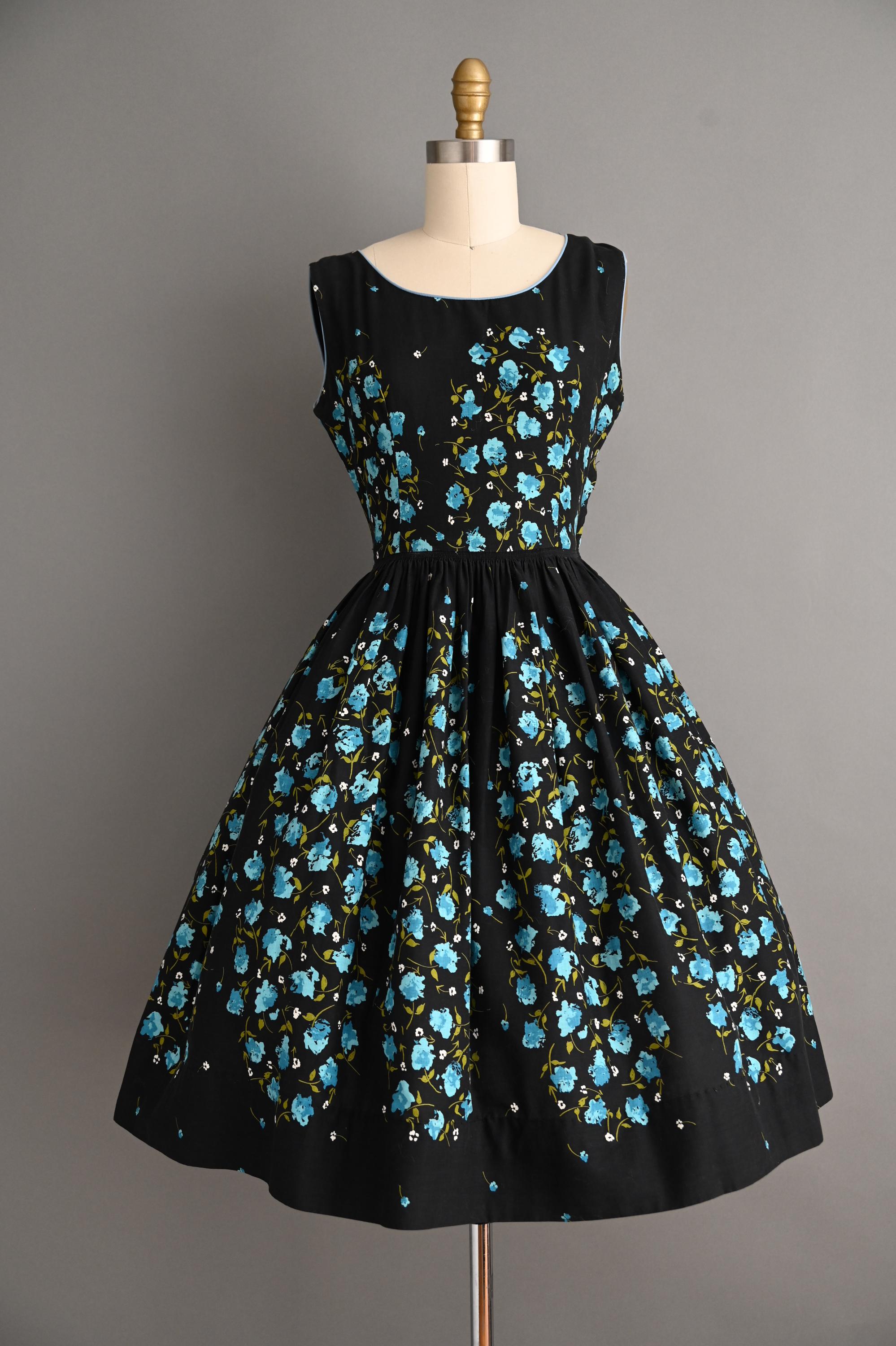 Vintage 1950s Dress | Gorgeous Blue Floral Print MCM Full Skirt Summer Day Dress | Small 