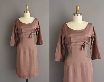 vintage 1950s dress | Gorgeous Mauve Silk Cocktail Party Wiggle Dress | Small | 50s vintage dress
