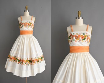 Vintage 1950s Dress | Gorgeous Embroidered Floral Sweeping Full Skirt Cotton Sun Dress | XS