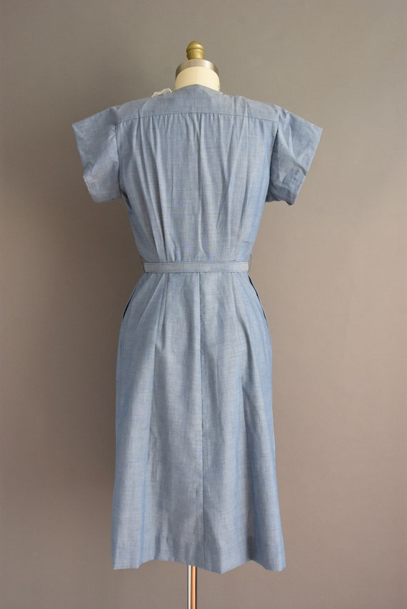 vintage 1950s Chambray Blue Eyelet Cotton Day Dre… - image 9