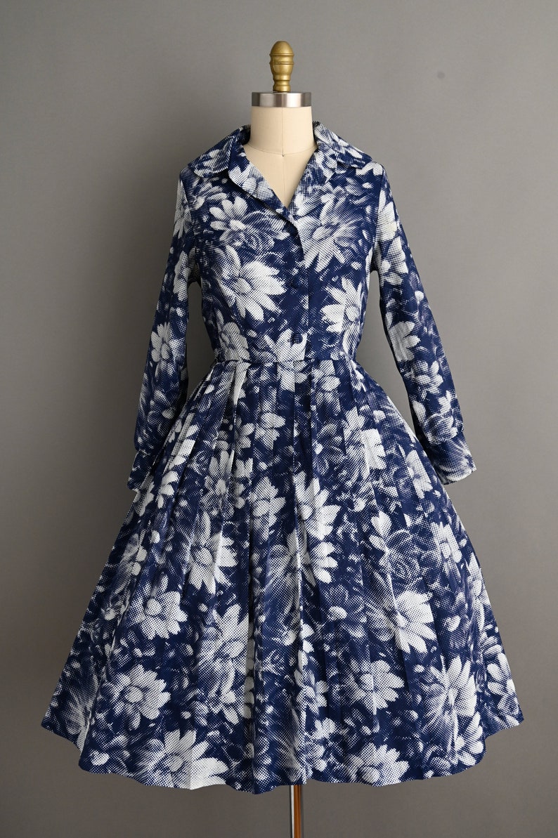 vintage 1960s Dress Vintage Navy Blue Floral Long Sleeve Shirt Waist Dress Medium Large image 2