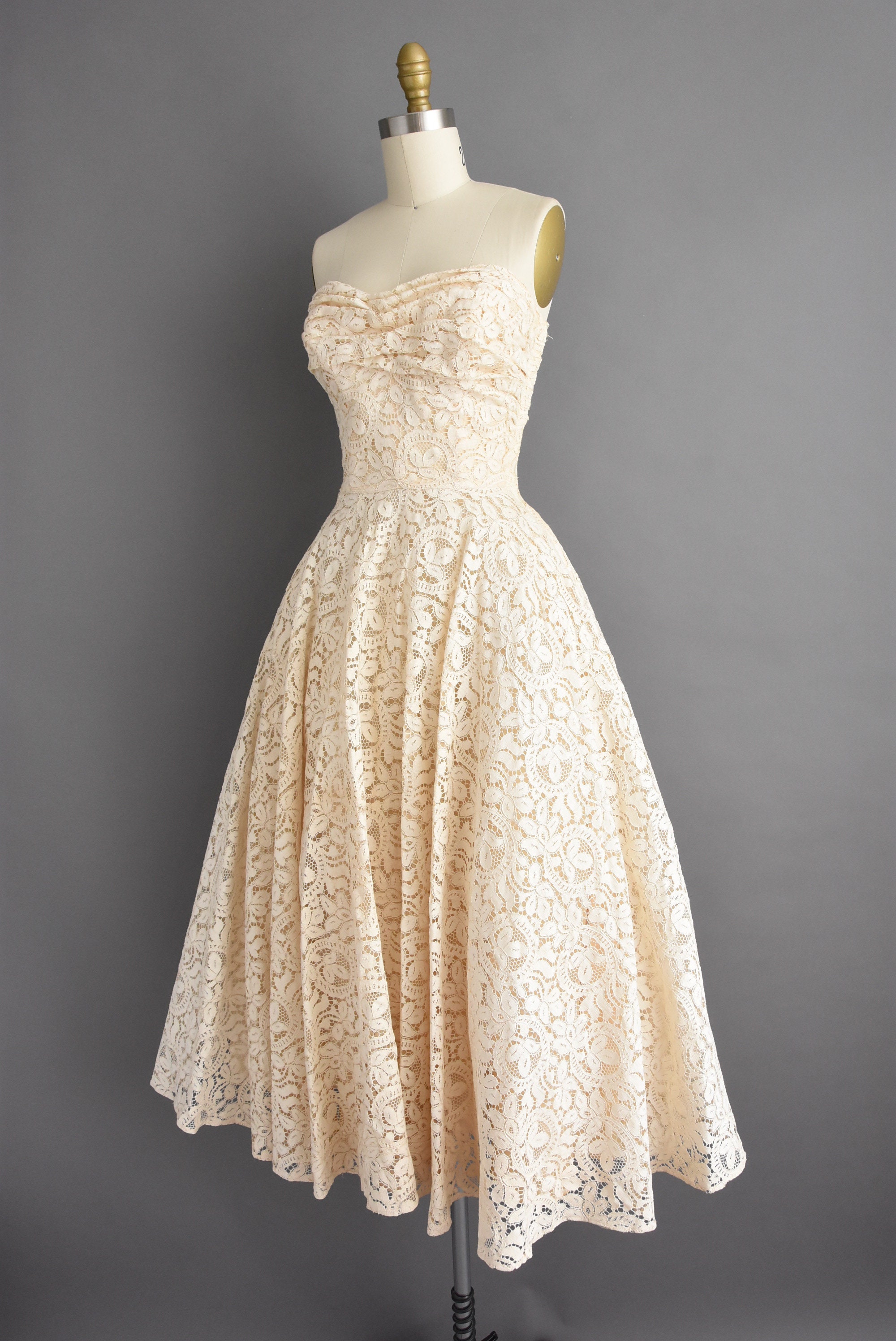 1950s vintage dress Outstanding Strapless Sweeping Full | Etsy