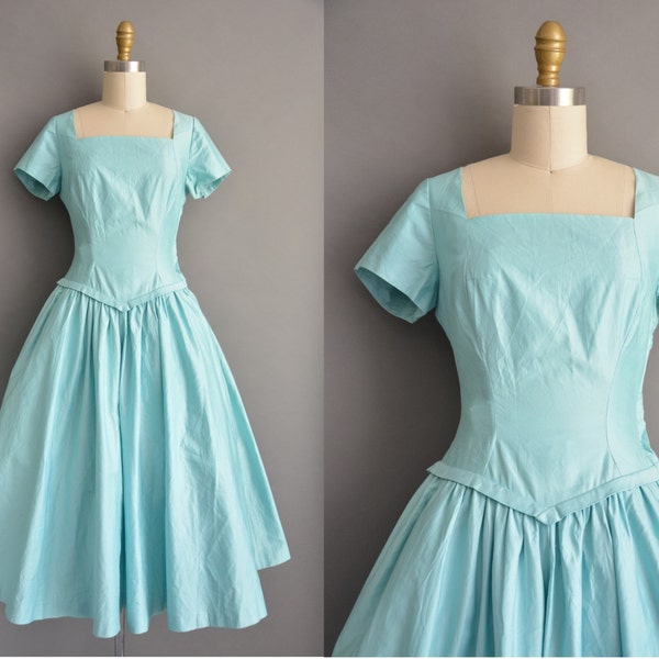 50s dress - vintage 1950s dress - polished cotton icy blue Gorgeous sweeping full skirt dress - Size Small icy blue cotton full skirt dress