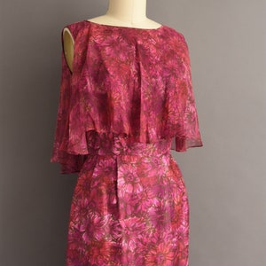 1950s vintage dress Gorgeous Pink & Purple Floral Print Silk Cocktail Wiggle Dress Small image 6