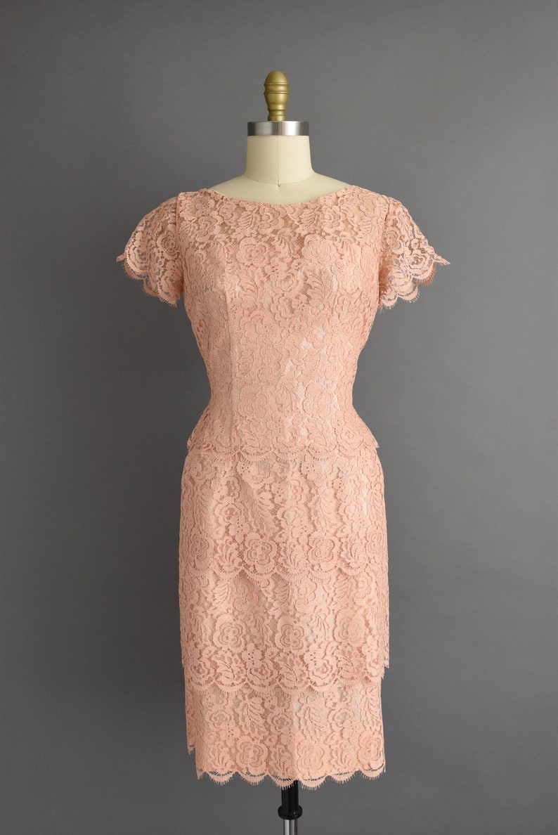 1950s vintage dress Lilli Diamond Dusty Pink Lace Bridesmaid Cocktail Party Wiggle Dress Large 50s dress image 2