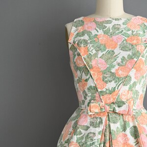 vintage 1950s Dress Vintage Peach Floral Pront Full Skirt Party Dress Small image 4