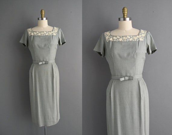 vintage 1950s Floral Embroidered Wiggle Dress | S… - image 1