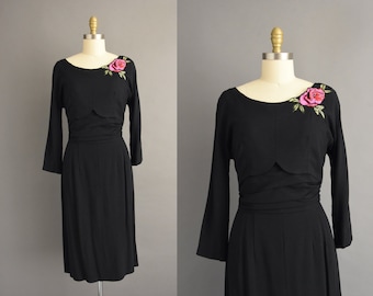 1950s vintage dress | Black Rayon Rose Cocktail Party Wiggle Dress | Large