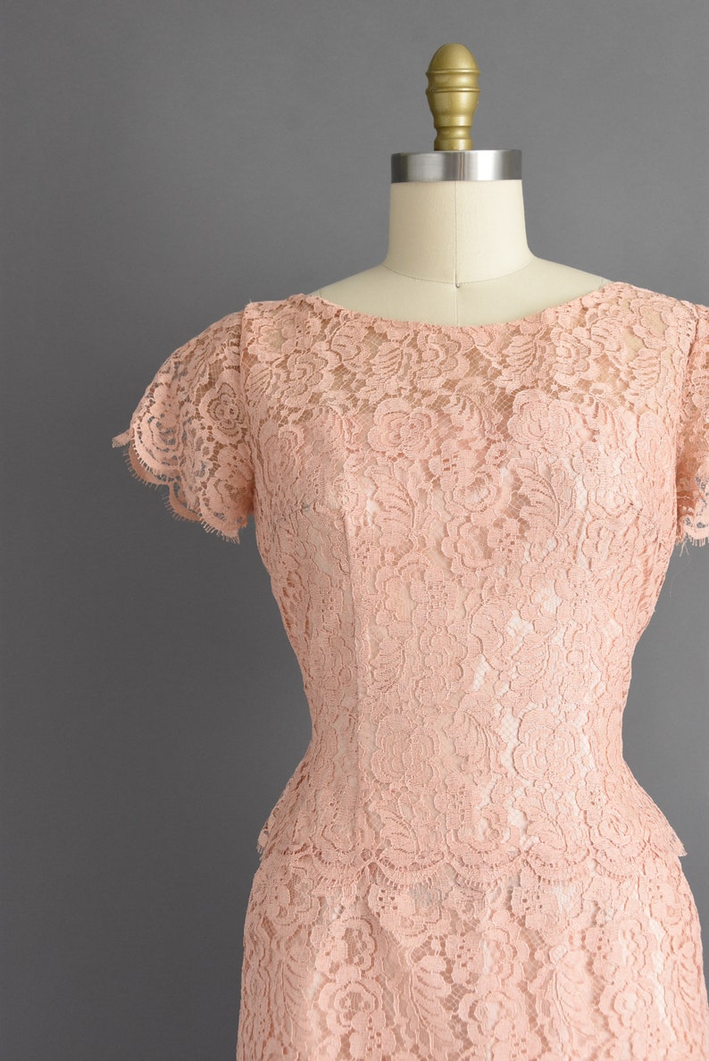 1950s vintage dress Lilli Diamond Dusty Pink Lace Bridesmaid Cocktail Party Wiggle Dress Large 50s dress image 4