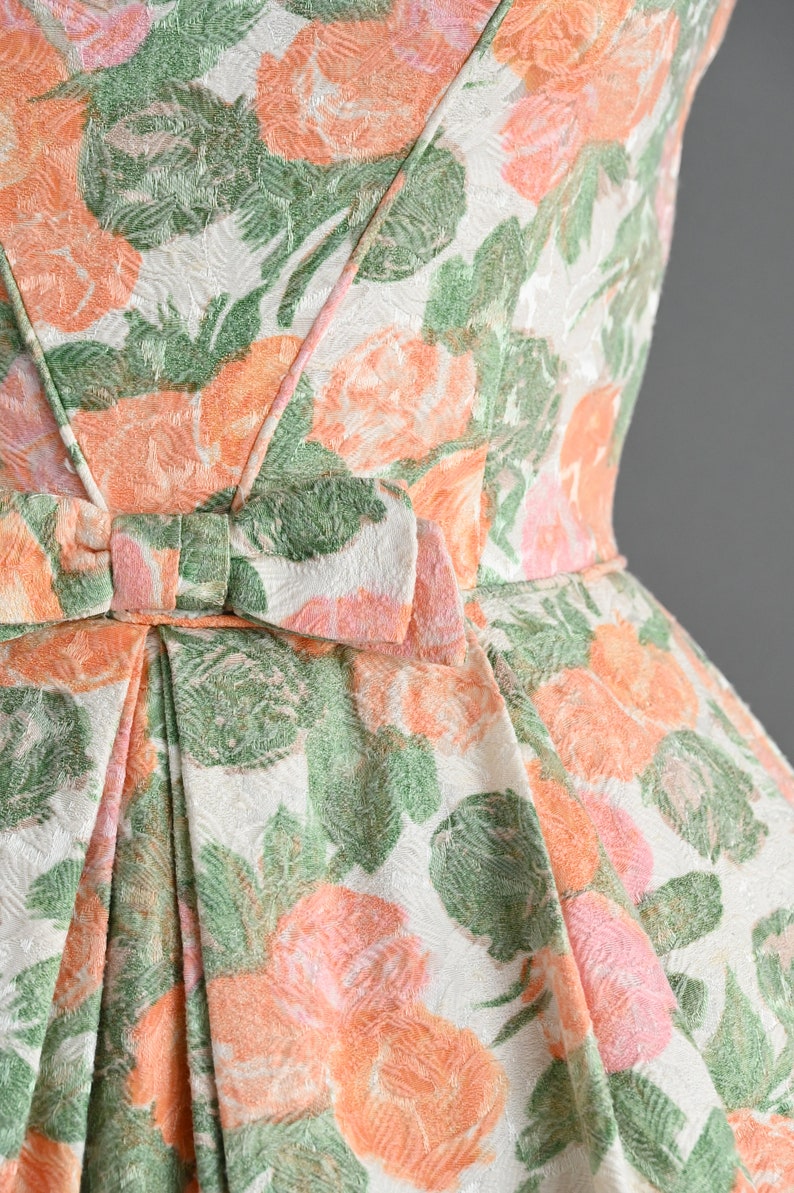 vintage 1950s Dress Vintage Peach Floral Pront Full Skirt Party Dress Small image 5