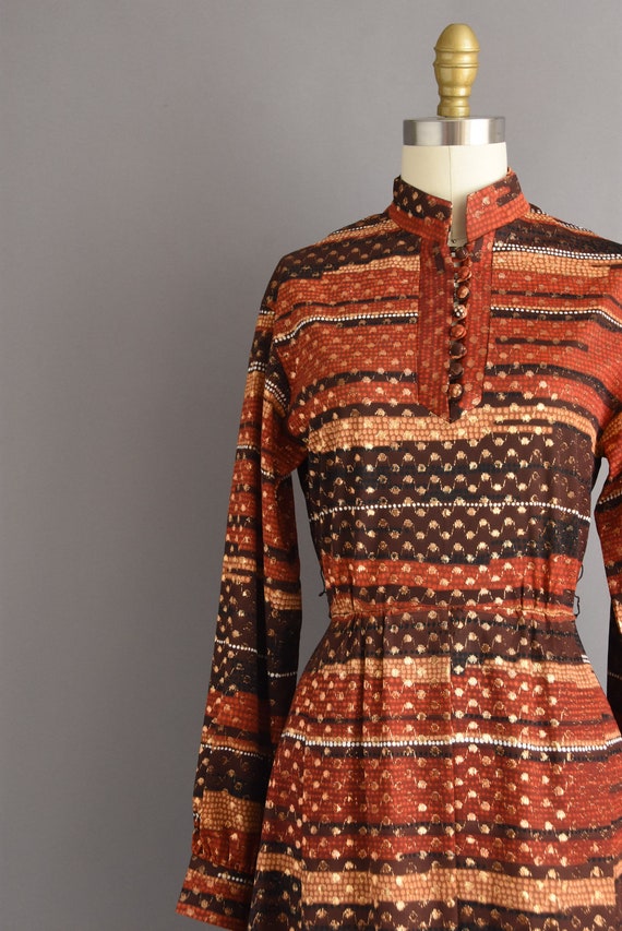 1970s vintage Neiman Marcus Sparkly Gold Long Sle… - image 5