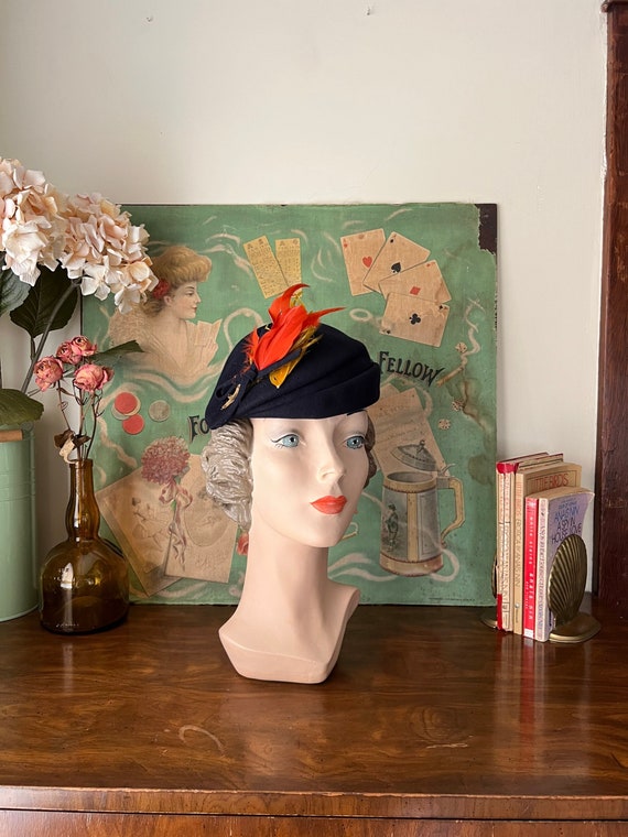 Vintage 1930s Art Deco felt feather Hat