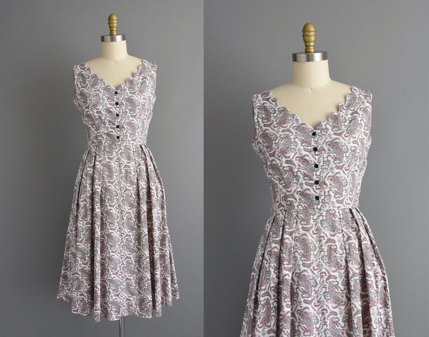 vintage 1950s dress | Red & Gray Paisley Print Scallop Cotton Summer dress | Small vintage 1950s dress | Red & Gray Paisley Print Scallop Cotton Summer dress | Small