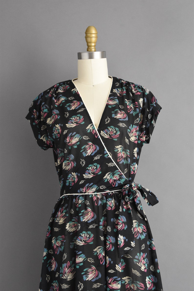 vintage 1970s Dress Wrap Style Black Dress Medium image 3