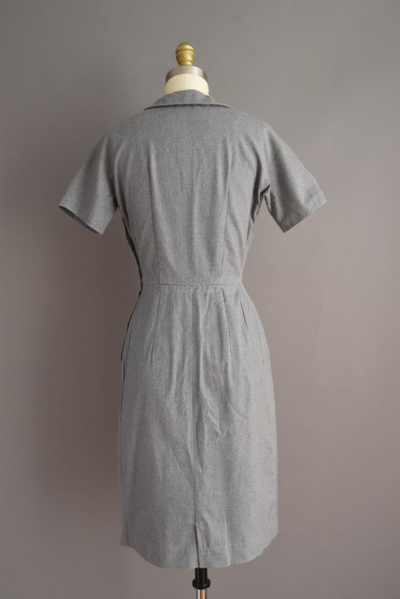 vintage 1950s dress | Lanz Gray Short Sleeve Penc… - image 8