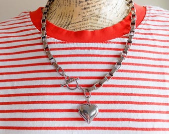 Silver Heart Pendant Necklace, Silver Link Chain Necklace, Silver Heart Necklace, Front Toggle Necklace, Chunky Heart Necklace, Heart Gift
