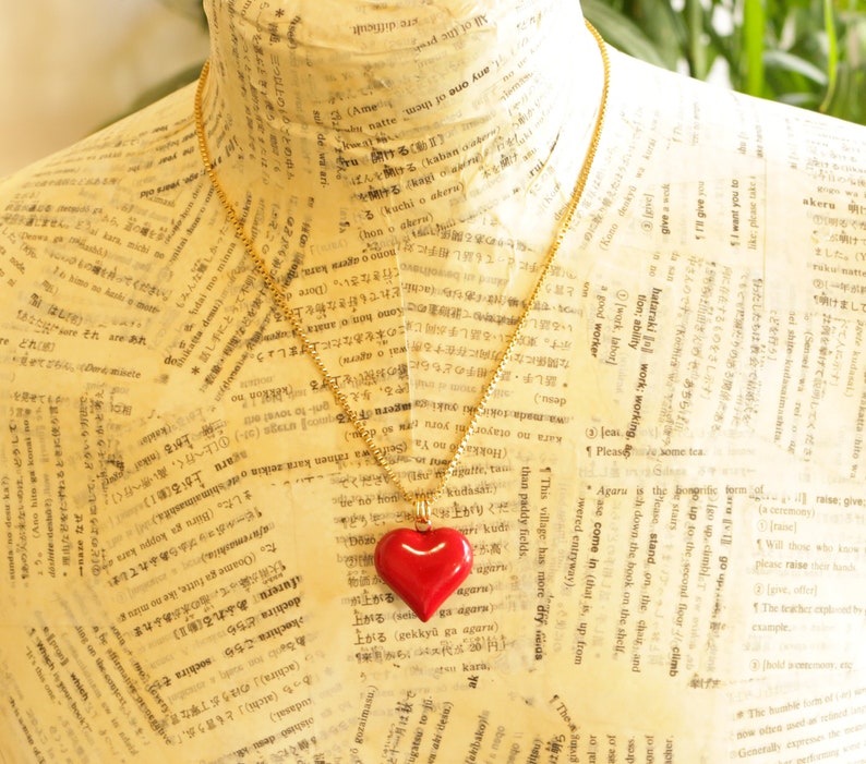 Gold Chain Heart Necklace, Red Heart Charm necklace, Valentine's Day Gift for Her, Romantic Jewelry, Red Heart Necklace, Cute Heart Necklace zdjęcie 7