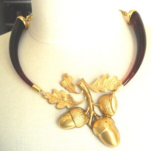 Gold Acorn Necklace, Woodland Acorn Necklace, Amber Vintage Necklace, bib Statement Necklace, Retro style Necklace image 4