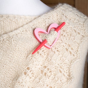 heart shawl pin : bubblegum and watermelon