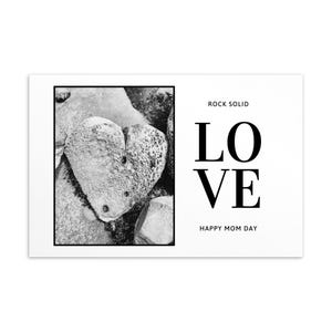 Pocztówka - Rock Solid LOVE - Szczęśliwego Dnia Mamy - Oryginalne zdjęcie Beach Rock w bieli