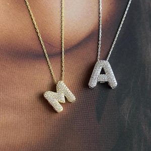 Collar con inicial delicada personalizada / Collar con letra personalizada / Collar con letra 3D / Collar para mujer / Collar de regalo para San Valentín