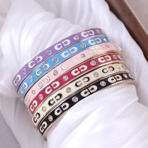 Pulsera vintage Coach, brazalete clásico con letra C esmaltada, pulsera delicada para mujer, joyería Y2K, regalo de cumpleaños para ella, regalo para el Día de la Madre
