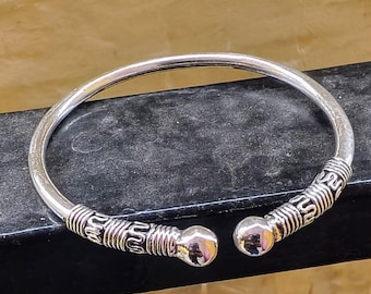 Silver Elegance Collection: Big Ball Silver Bangle-Bracelet