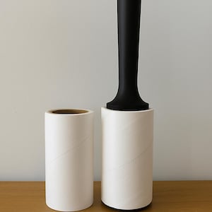 Fusselrolle, Hochleistungs-Fuselrolle, Starke Fusselrolle. Mit 2 x Rollen