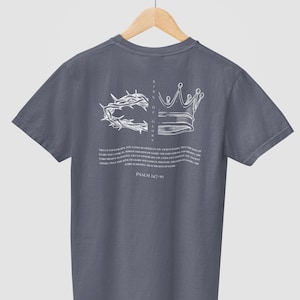 King of Glory Shirt Christian Bible Verse T Shirt Psalm 24 7 Tee Faith-Based Christian Shirt Jesus Crown Tee Religious Gospel Gift