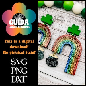 Può includere: Un paio di orecchini con glitter arcobaleno con un ciondolo a forma di pentola d'oro e un ciondolo a forma di trifoglio verde. Gli orecchini sono in acrilico e sono perfetti per San Patrizio.