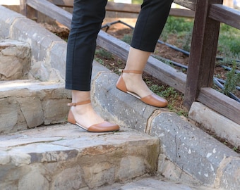 Handmade Leather Barefoot Sandals: Tan Minimalist Shoes