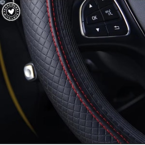 Präglat läderrattöverdrag | Universell 37-38 cm halkfri bilinteriörstyling