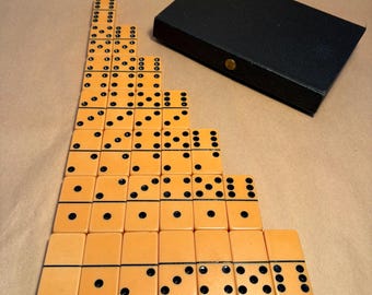 Vintage butterscotch bakelieten dominostenen set van 28 Double Six met originele doos