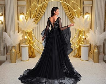 Vestido de lentejuelas blanco y negro, vestido formal con cuentas, vestido de noche con mangas acampanadas, vestido de novia con cola de malla, vestido de fiesta elegante, vestido de gala de lujo