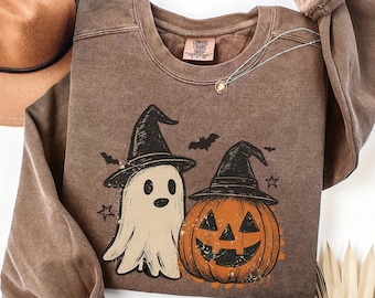Comfort Colors Vintage Halloween Ghost Pumpkin Shirt, Spooky Season Sweatshirt, vintage Halloween, cute Halloween shirt, Vintage Halloween
