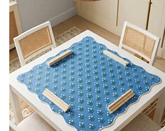 Tappetino da Mahjong in neoprene, superficie di gioco con motivo floreale rosa tenue, copertura per piastrelle blu, bordo smerlato protettivo, custodia da viaggio portatile in tela