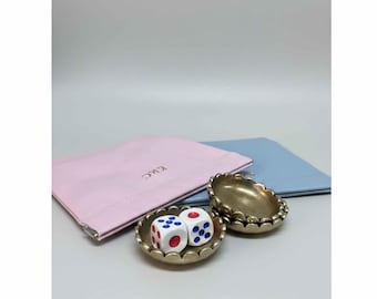 Personalized Mahjong Set Luxury Dice Leather Pouch Magnetic Closure Brass Dish Scallop Design Custom Monogram Game Accessory Elegant Gift