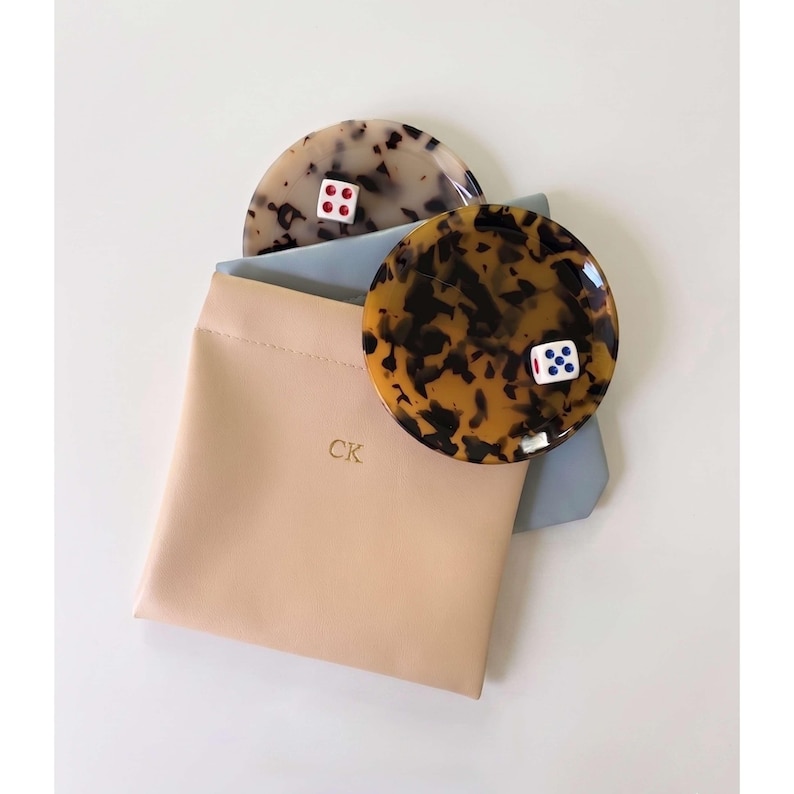 Elegant Mahjong Game Set Personalized Dice Accessories Tortoiseshell Pattern Resin Dish With Custom Monogrammed Leather Pouch Gold Embossed Design Premium Quality Materials Glossy Speckled Finish Perfect Storage Solution Gift For Mahjong
