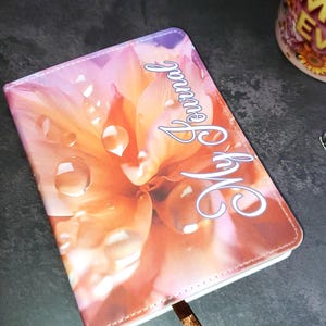 Cadeauset kunstleer dagboek met bloemen: strass-pen en bladwijzer