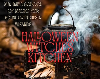 Pode incluir: Uma chaleira preta com uma alça curva fica em cima de uma pequena fogueira de metal cheia de madeira em chamas. A imagem apresenta o texto "Ms. Rae's School of Magic for Young Witches & Wizards" e "Halloween Witches Kitchen."