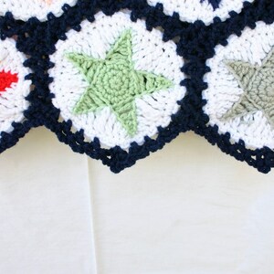 Crochet stars afghan navy blue white colorful couch throw blanket kid bedding child scrap yarn hexagons granny square home decor green red image 5