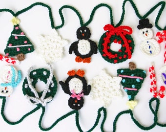 Christmas garland crochet winter decoration pengiun wreath snowman candy cane snowflake tree seasonal home decor hanging accent